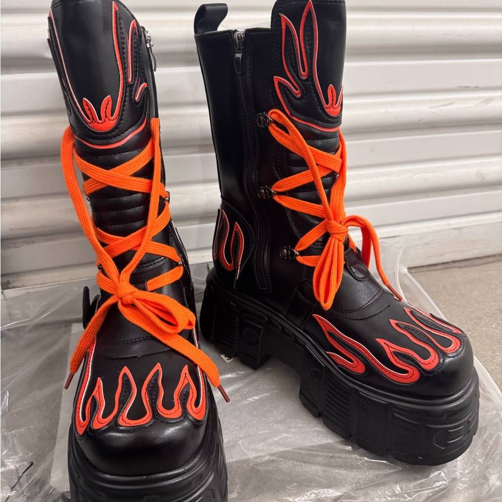 SOLD! Orange Flame Chunky Platform Boots 🔥🧡